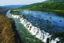 Tận mục vẻ kỳ dị có 1-0-2 của thác nước Mocona 