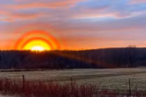 Sững sờ cảnh hoàng hôn bí ẩn, xuất hiện lạ lùng