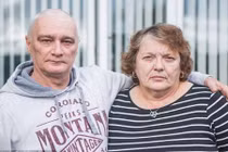 Tưởng chỉ còn sống 5 năm, dốc tiền ăn chơi... nhận tin sét đánh