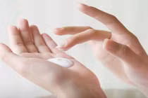 Bị mụn lưng lâu năm, cứ đều đặn tắm với thứ này là khỏi hẳn 