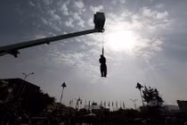 Xâm hại cô bé 5 tuổi, người đàn ông nhận cái kết kinh hoàng