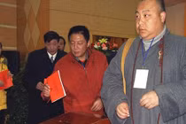 Trung Quốc: Kẻ giết người đội lốt sư và thành quan to 