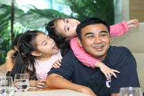 MC Quyền Linh kể về cú "táng" như trời giáng thời nghèo khó