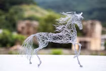 Sự thật “gây choáng” sau những tác phẩm độc đáo khó tin