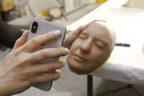 Tất cả iPhone trong năm nay đều được trang bị FaceID