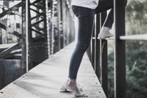 Chuyện lạ hôm nay: Người phụ nữ chết thảm vì nghe lời khuyên từ... mạng