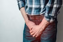 Thức dậy, quý ông tá hỏa mất “của quý”, té ngửa lý do...