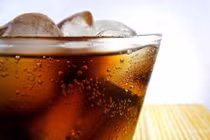 Chàng trai nghiện uống soda mỗi ngày, gặp điều "dị" ai cũng khiếp