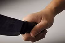 Cô giáo mầm non bị chồng chém trọng thương