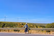 Đến Tây Nguyên ngắm mùa thay lá “trốn nồm” xứ Bắc