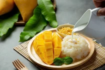 Vì sao xôi xoài là món tráng miệng quốc dân ở Thái Lan?