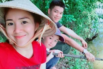 Hot Face sao Việt 24h: Con trai Lê Phương quấn quýt bên bố dượng