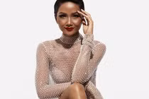 Không ngờ Hoa hậu H'hen Niê có lúc gợi cảm thế này!