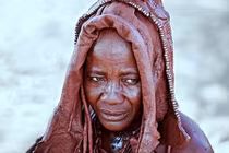 Himba, bộ lạc duy nhất Châu Phi có phụ nữ không tắm 