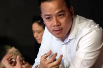 Chân dung đạo diễn thực hiện “Hậu duệ mặt trời” phiên bản Việt 