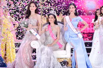 Trần Tiểu Vy đăng quang Hoa hậu Việt Nam 2018