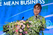 Tỷ phú Nguyễn Thị Phương Thảo: Sân bay thời 4.0 sẽ là những “người máy biết cười“