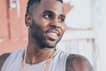 Chân dung ca sĩ hát trong lễ khai mạc World Cup 2018 