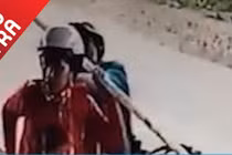 Video: Cận cảnh pha giật dây chuyền táo tợn ở Củ Chi 