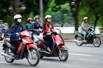 Dự báo thời tiết 2/10: Gió đông bắc tăng cường, Hà Nội chuyển lạnh