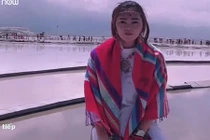 Video: Cô gái 1 chân xinh đẹp từ chối hơn 300 lời tỏ tình