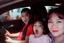 Con gái Tự Long khóc lóc đòi theo bố đi tập Táo quân 2018