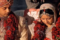 Toàn cầu hóa nhưng phụ nữ Ấn Độ vẫn “cha mẹ đặt đâu con ngồi đấy”