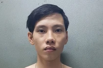 Hiếp dâm nữ đồng nghiệp ngay nơi làm việc