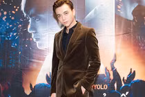 Soobin Hoàng Sơn điển trai ra mắt phim đầu tay