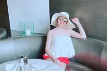 Hot Face sao Việt: Phi Thanh Vân khoe ảnh gợi cảm sau chia tay bạn trai