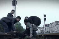 “Quỳnh búp bê“: Quỳnh bị Vũ theo dõi, Cảnh có khả năng trở lại?