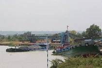 Đình chỉ bến thủy nội địa của công ty gia đình bà Phan Thị Mỹ Thanh