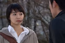 Nhìn thấy người đàn ông ấy trong nhà người yêu, bạn trai đòi hủy hôn