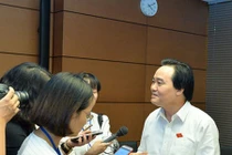 Bộ trưởng Phùng Xuân Nhạ: 'Tôi không nghĩ mình thiệt thòi về lá phiếu'