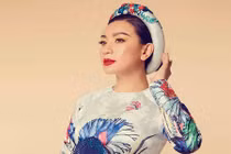 Y Phụng: Khoe ngực ở tuổi 15, đi vũ trường ở tuổi 17