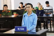 Chồng đâm chết vợ tại tòa vì hòa giải bất thành lãnh 20 năm tù