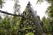 Những tòa nhà dị nhất thế giới khiến bạn phải ngỡ ngàng