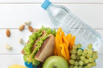 6 cách đơn giản giúp bạn "đánh bay" nỗi lo mụn nội tiết