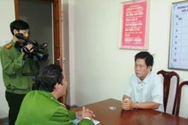 Bắt tạm giam đại tá công an “rởm” lừa đảo tiền tỷ