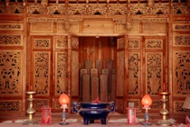 Sắp xếp ban thờ để may mắn theo quan niệm người xưa