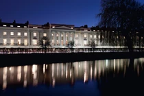 Dãy nhà đắt giá nhất thế giới, gần 1.000 tỷ đồng/căn