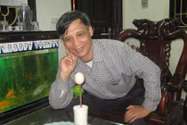 Dị nhân “dựng trứng”, khiến cá sống trong nước sôi