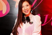 Phạm Thanh Thảo diện áo mỏng, &#146;khoe&#146; nội y