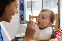 Món ăn, bài thuốc phòng chứng ra nhiều mồ hôi ở trẻ