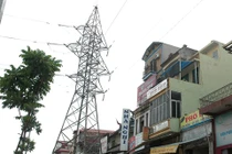Tại sao phải sống xa đường dây điện, trạm biến áp?