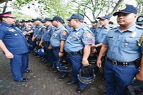 Sa thải cảnh sát vì gian lận thi cử