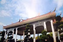 Kinh ngạc những ngôi mộ trăm tỷ đồng ở miền Đông