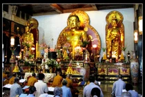 Cách nhận ra tôn tượng Phật Thích Ca và A Di Đà