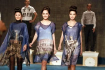 Mai Phương Thúy, Ngọc Hân “đọ” sắc trên sàn catwalk