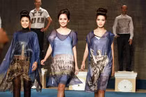 Mai Phương Thúy, Ngọc Hân “đọ” sắc trên sàn catwalk